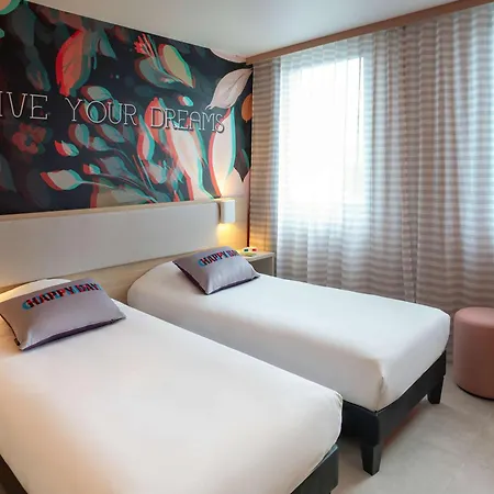 Campanile Centre - Gare Saint-jean 3*