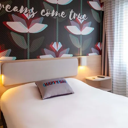 Hotel Campanile Centre - Gare Saint-jean
