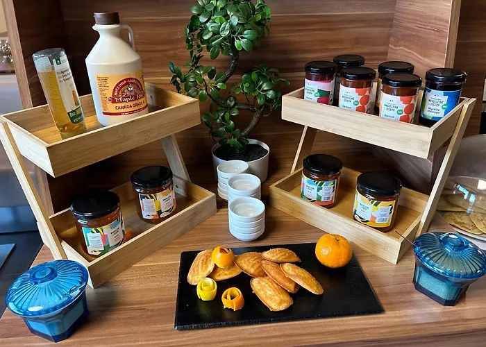 Ibis Styles Centre Gare מלון 3*