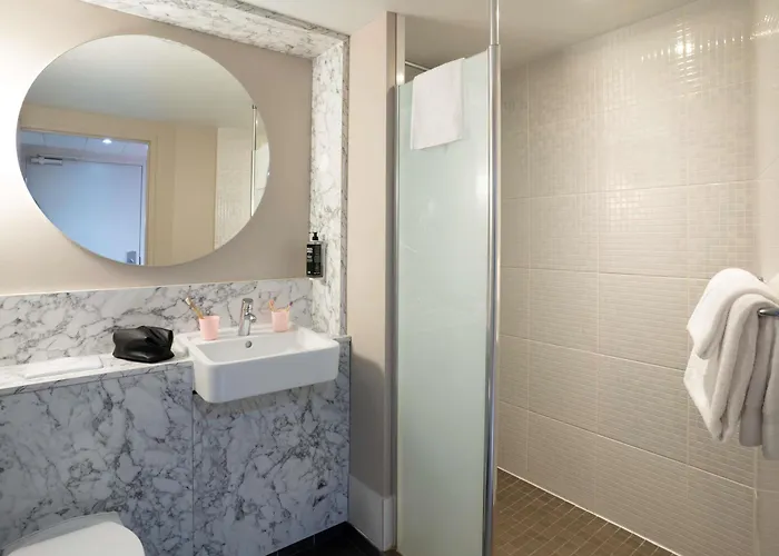 Ibis Styles Centre Gare 3* 보르도