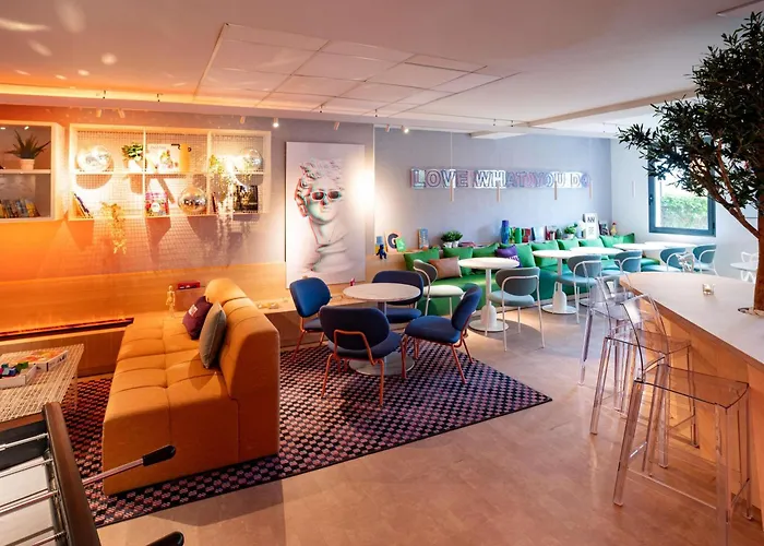 Ibis Styles Centre Gare 3* 보르도