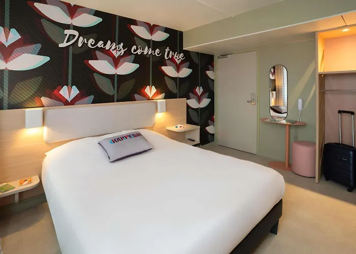 Ibis Styles Centre Gare 호텔 3*