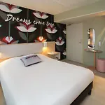 Ibis Styles Centre Gare 3* بوردو