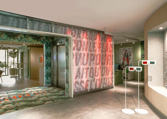 Ibis Styles Centre Gare מלון בורדו