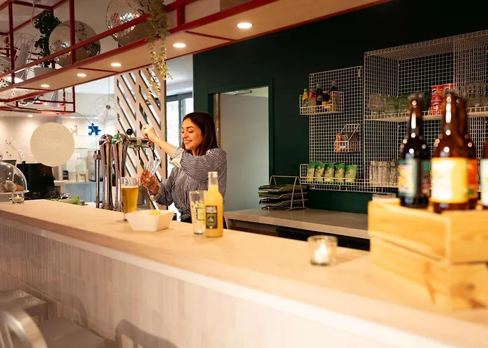 Ibis Styles Centre Gare Otel 3*